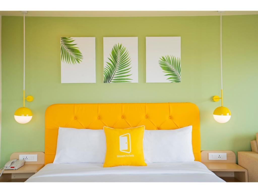 Bloom Hotel - Dona Paula Panaji Room photo
